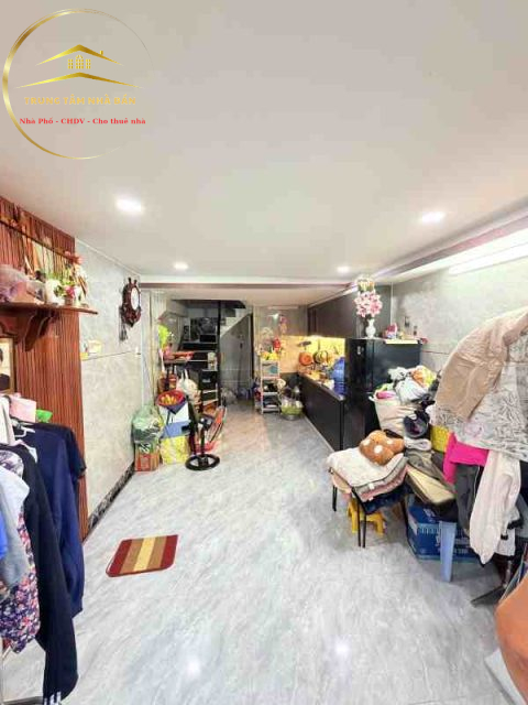 Bán nhà xinh CMT8 kết cấu 3 tầng giá chỉ 3.9 tỷ