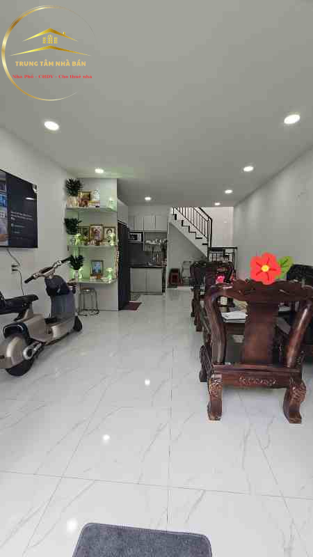 Bán nhà HXH 92 Nguyễn Sơn 4x9 nhà đẹp ở ngay chỉ 3 tỷ nhỉnh