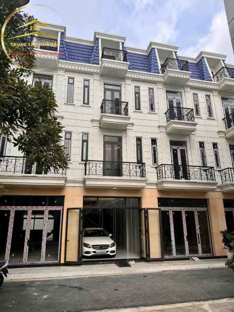 Bán nhà Phố 4 tầng liền kề, khu Vip mới nga Trịnh Đình Trọng - Kênh Tân Hóa 4x16 chỉ 12 tỷ
