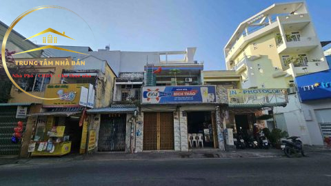 Bán nhà MẶT TIỀN KINH DOANH, TRỊNH ĐÌNH TRỌNG vị trí Đắc Địa trung tâm 4 quận 40m2 chỉ 5,2 tỷ, Phường Phú Trung, Tân Phú