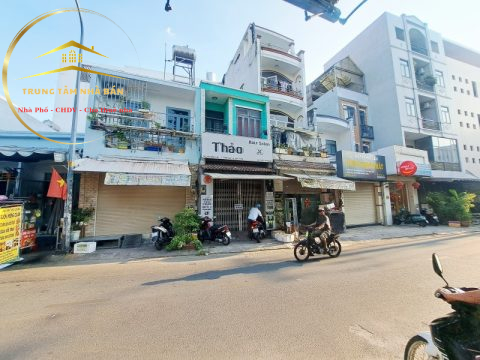 TÂN PHÚ: MẶT TIỀN KINH DOANH NGAY ĐỘC LẬP GIÁ RẺ - 42M2 (4x10.5) 2 TẦNG ĐÚC - GIÁ CHỈ 5.xx TỶ🌷