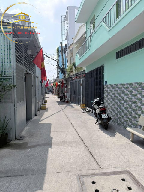 Hàng ngon - Đất đẹp 6 x 8 Hẻm 226 Lê Trọng Tấn – thông Nguyễn Hữu Tiến - Tân Phú chỉ 3,35 tỷ