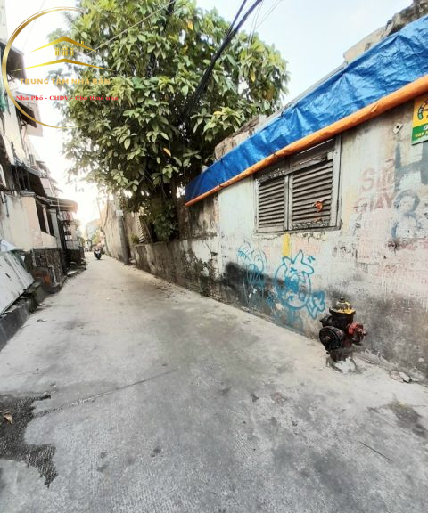 Bán nhà ngon vị trí đẹp ngay Đại Học Cảnh sát, nhà 2 tầng kiên cố gần 80m2 sử dụng, pháp lý chuẩn chỉ 2,8 tỷ